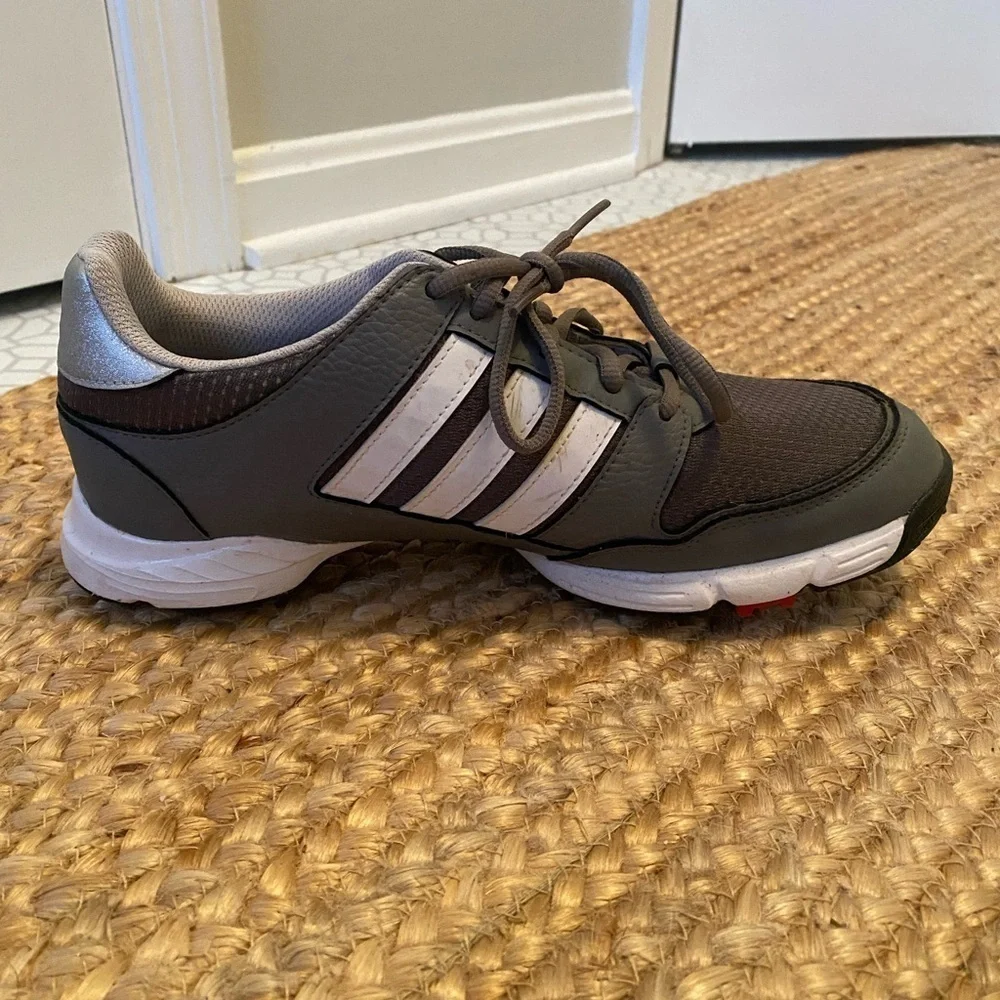 Adidas Men’s Grey Spiked Golf Shoes Size 8